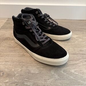 Vans Sk8-Hi High Top Women’s